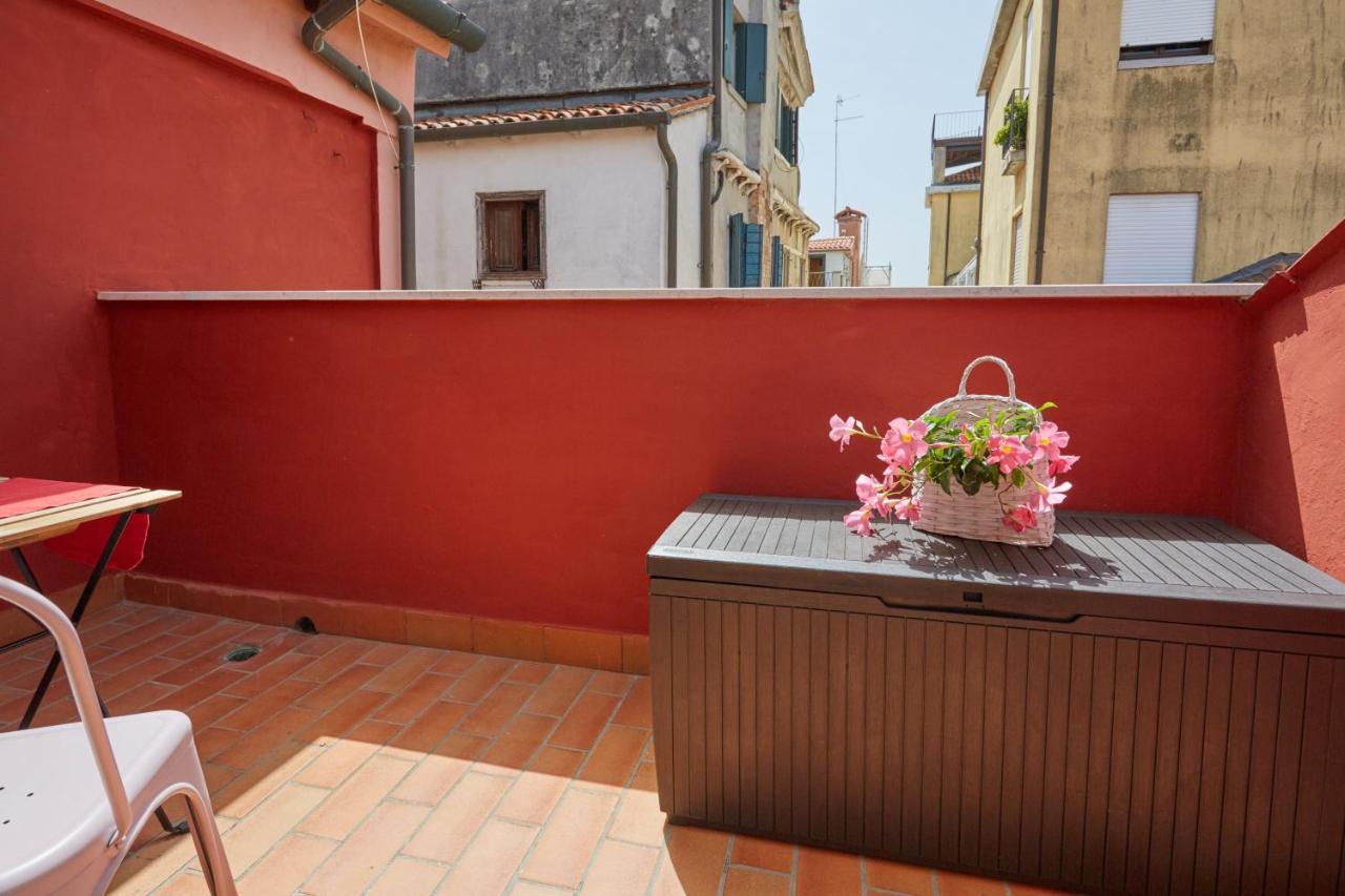 Acqua - Attico Con Terrazza Διαμέρισμα Βενετία Εξωτερικό φωτογραφία