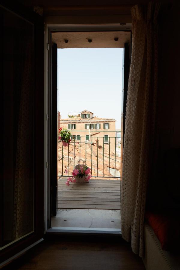 Acqua - Attico Con Terrazza Διαμέρισμα Βενετία Εξωτερικό φωτογραφία